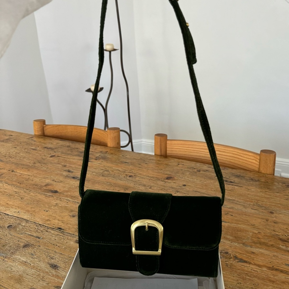 Rylan forest green velvet small buckle bag